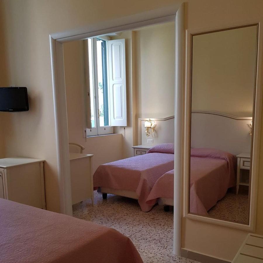 Albergo Santa Teresa Torre del Greco Zewnętrze zdjęcie